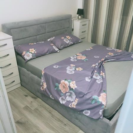 Mimoza Appartament โกเลม ภายนอก รูปภาพ