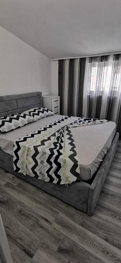 Mimoza Appartament โกเลม ภายนอก รูปภาพ